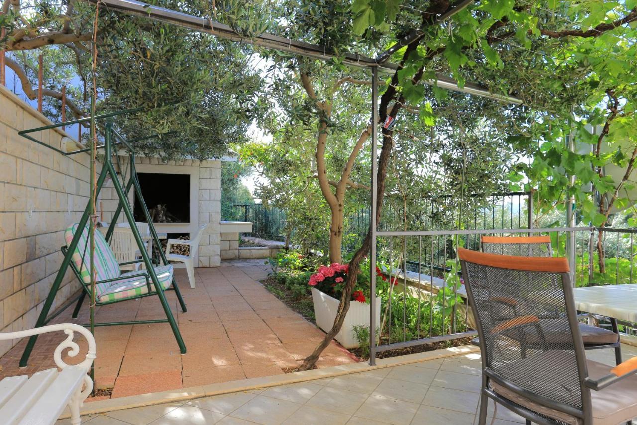 Apartments By The Sea Duce, Omis - 2737 Duće Exterior foto