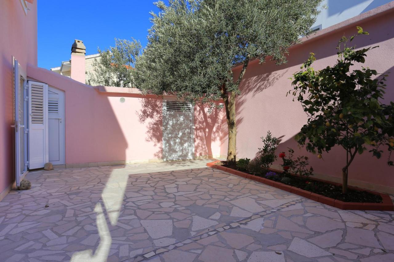 Apartments By The Sea Duce, Omis - 2737 Duće Exterior foto