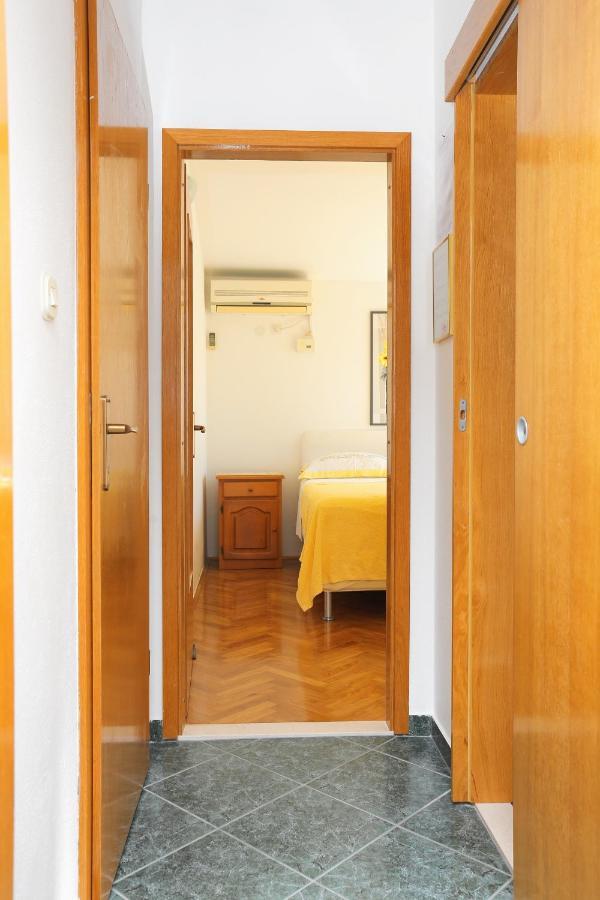 Apartments By The Sea Duce, Omis - 2737 Duće Exterior foto