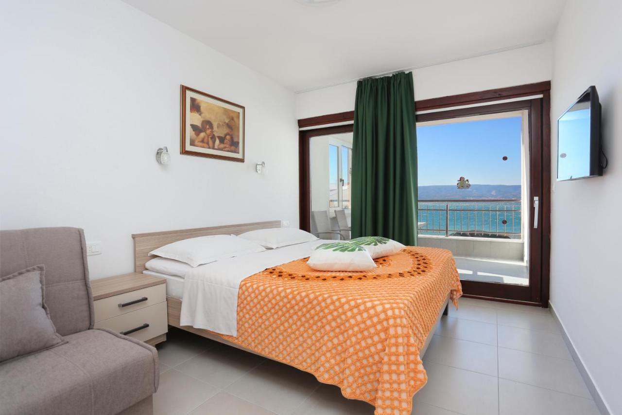 Apartments By The Sea Duce, Omis - 2737 Duće Exterior foto